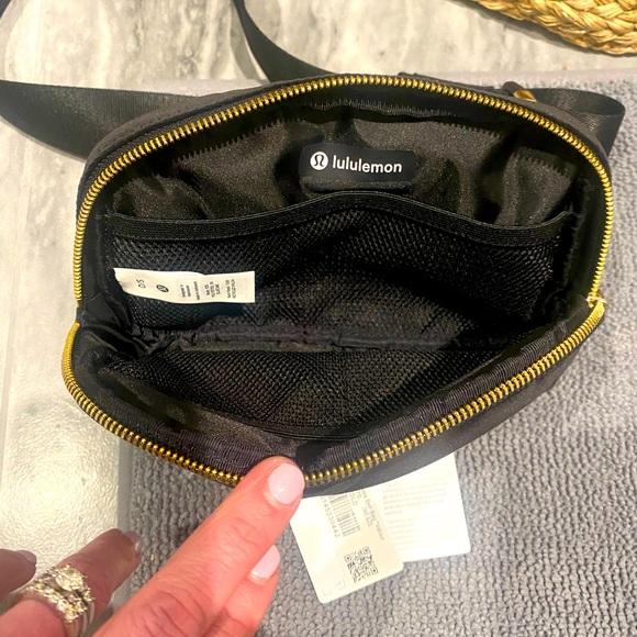 NWT Lululemon Velour 1l Black Everywhere Belt Bag | Color: Black/Gold - Picture 12 of 13